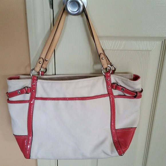 Authentic Coach handbag - Picture 2 of 6